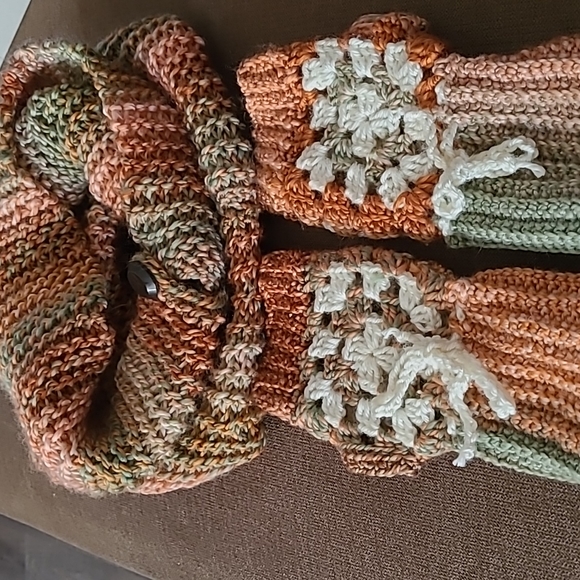 Accessories - Handmade Neck warmer and fingerless hand warmer